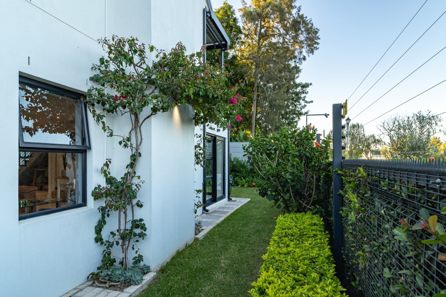 4 Bedroom Property for Sale in Tara Western Cape